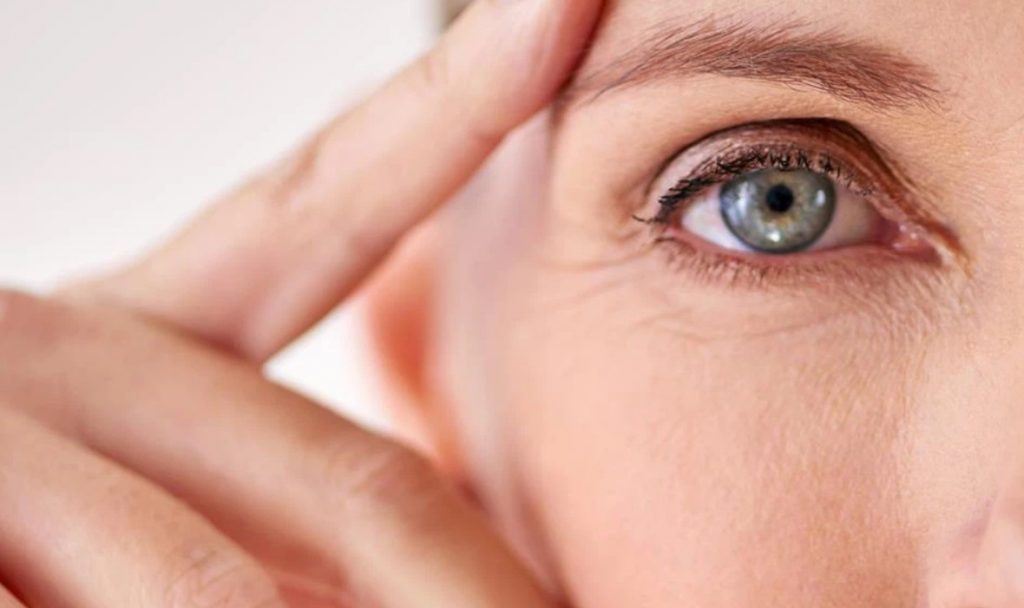 Bệnh khô mắt thường gặp vào mùa hè mà bạn cần chú ý